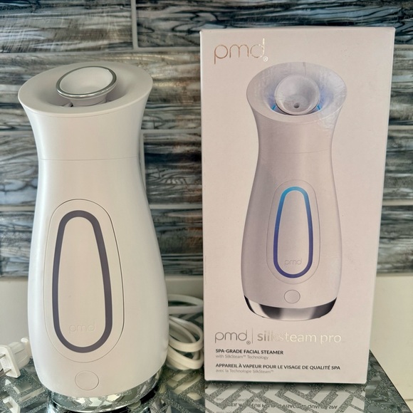 PMD Silk Facial Steam Pro White Luxurious Spa Grade Hydrate Soften Pores